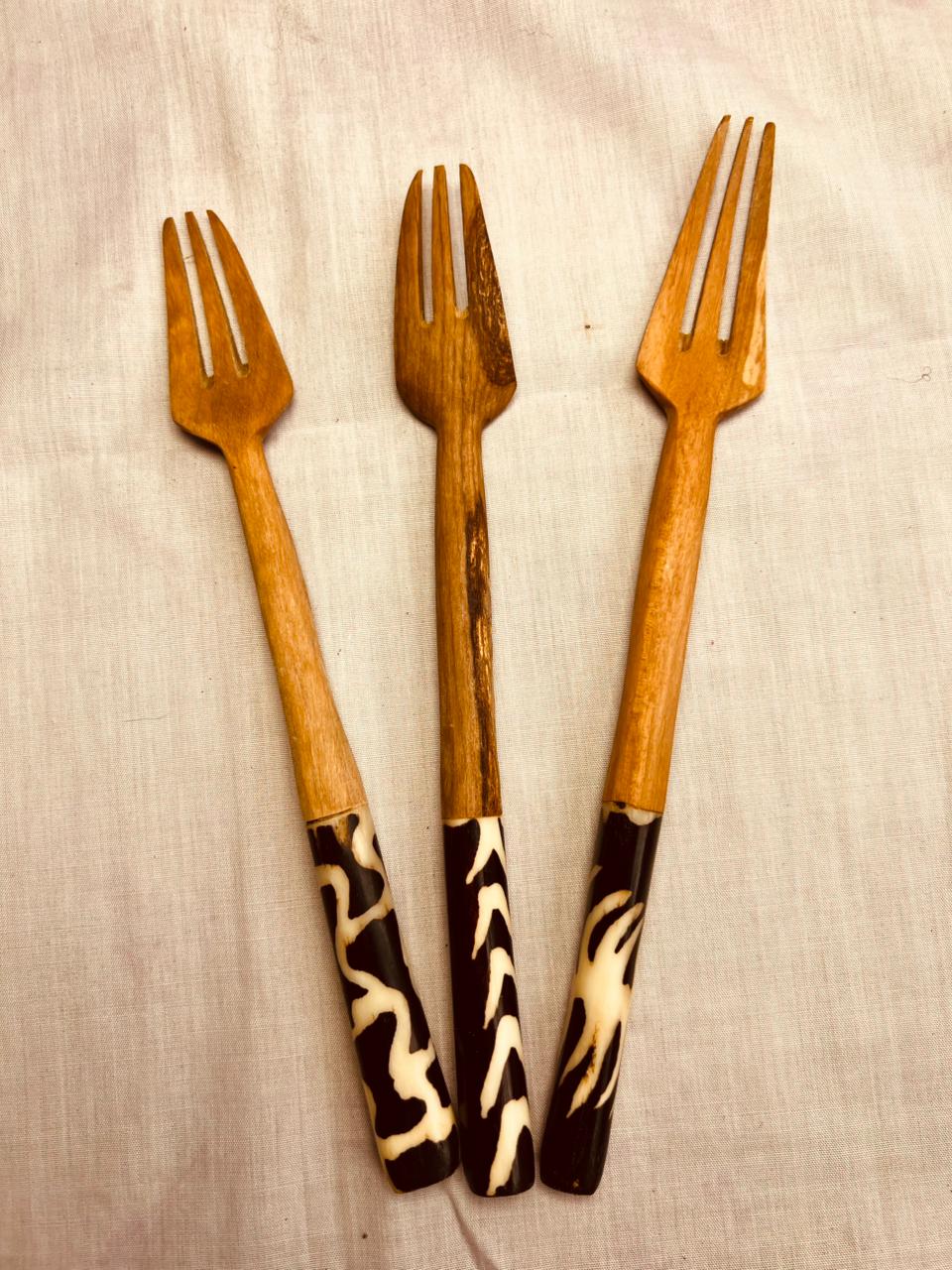 WOODEN TABLE FORK