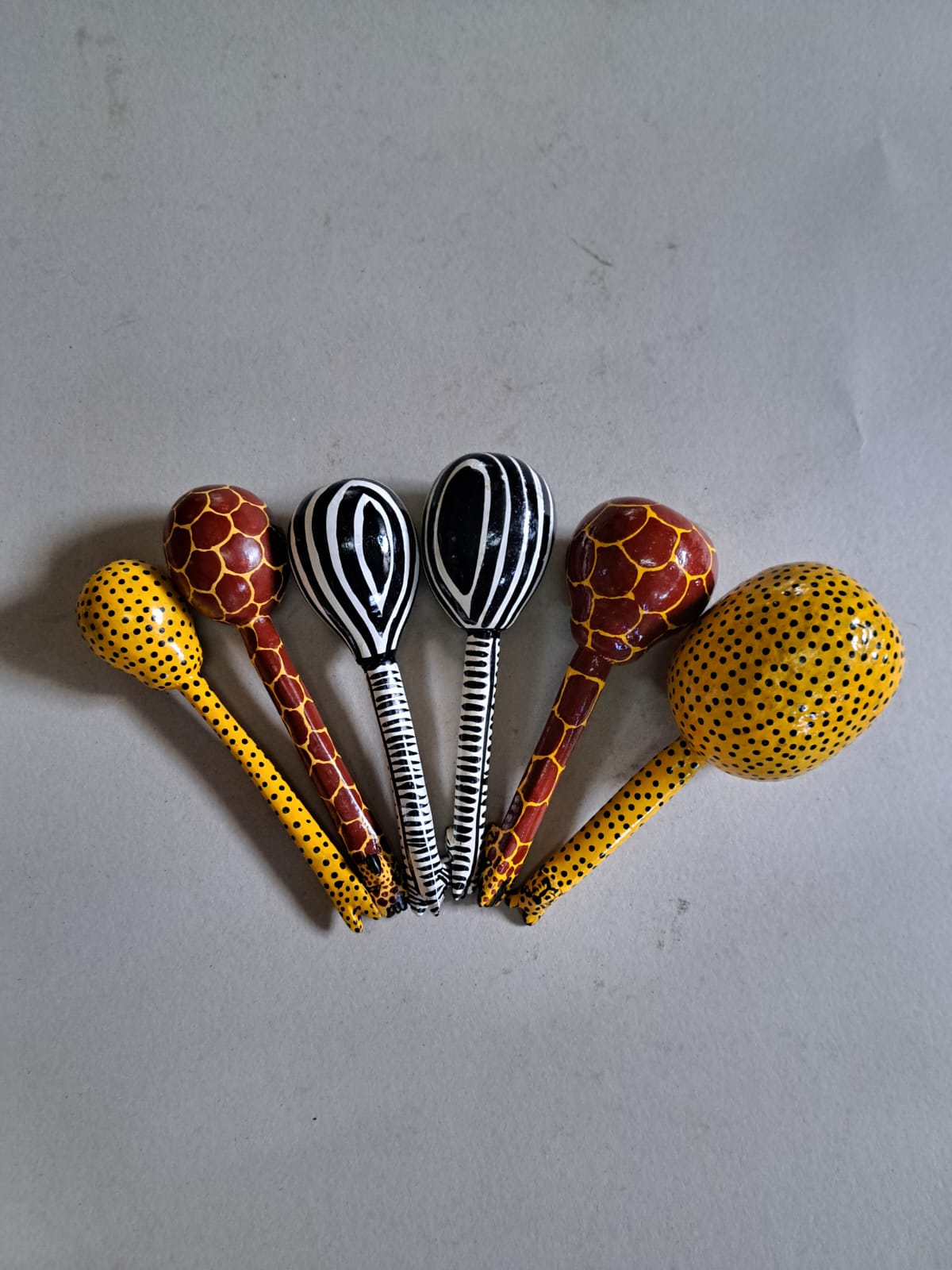 SHAKERS/RATTLES